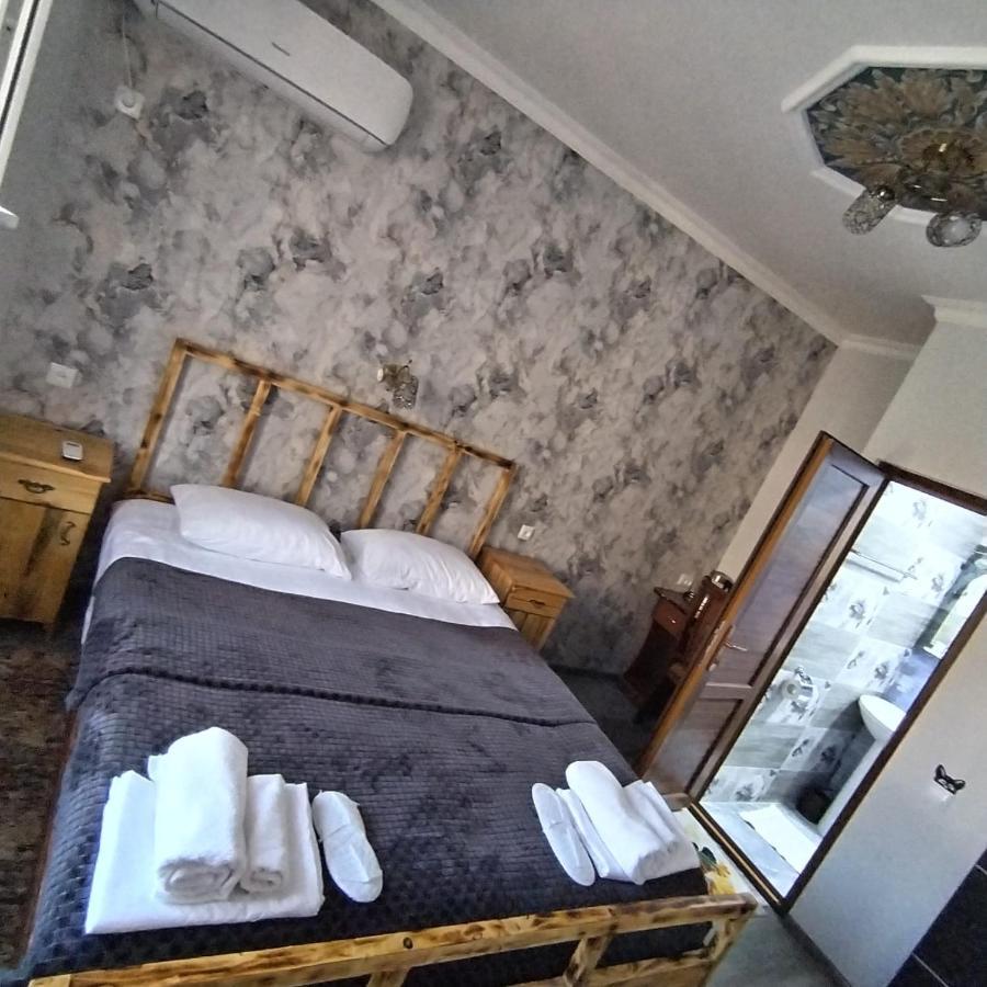 Liviti Hotel Areni ภายนอก รูปภาพ